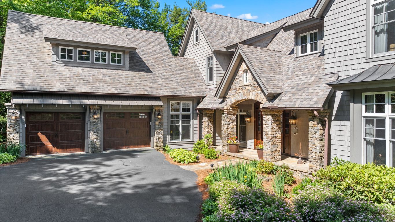 193 W View Way
