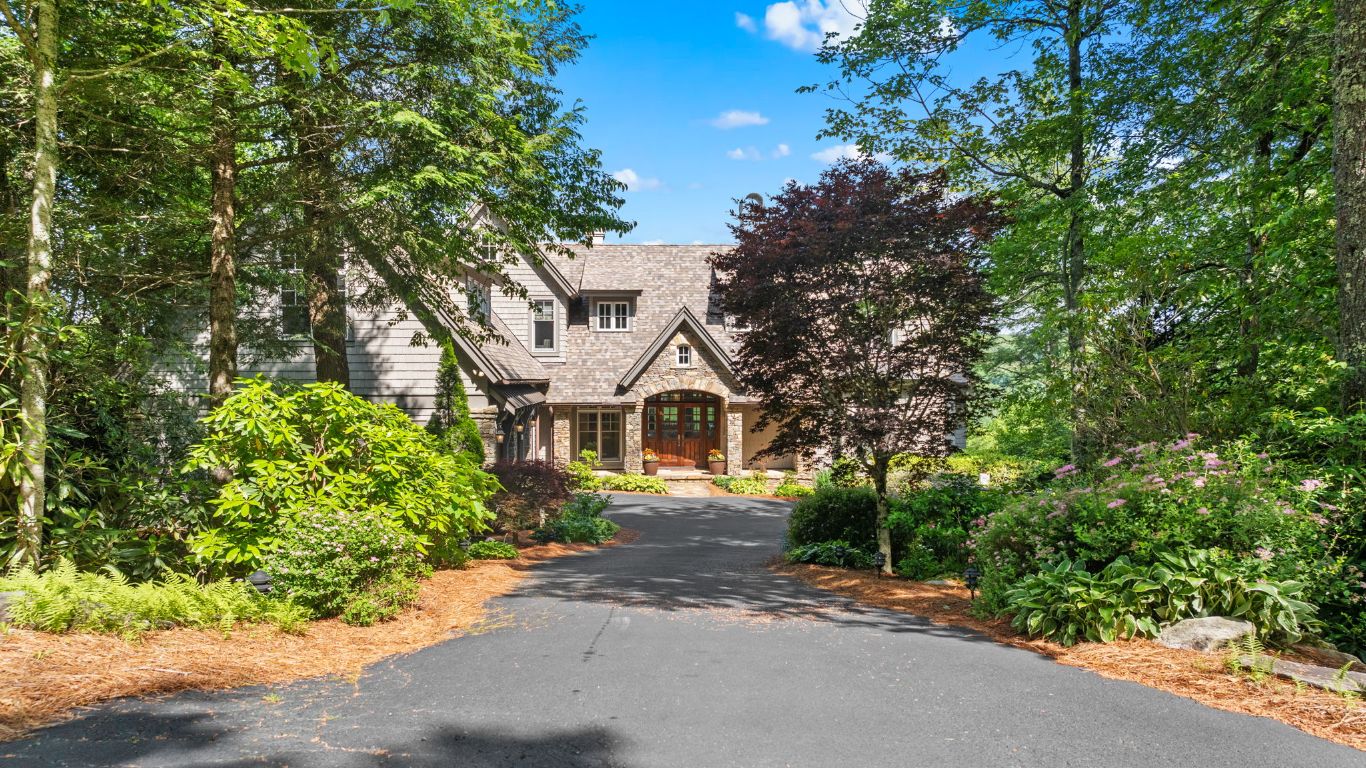 193 W View Way