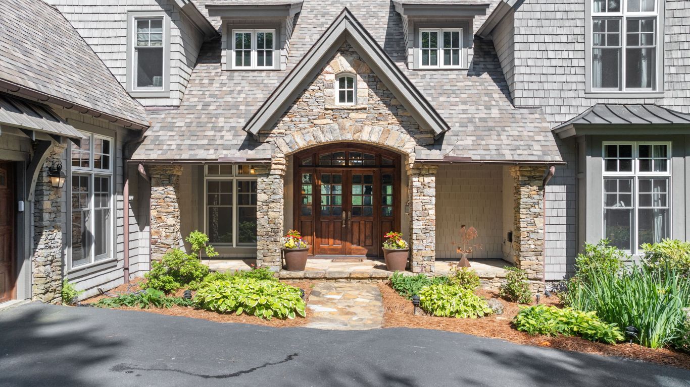 193 W View Way