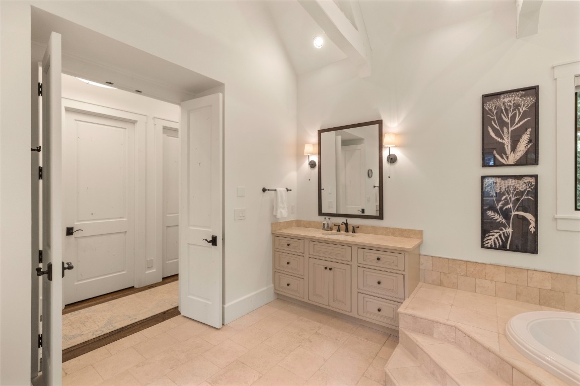 1944 Cullasaja Club Drive