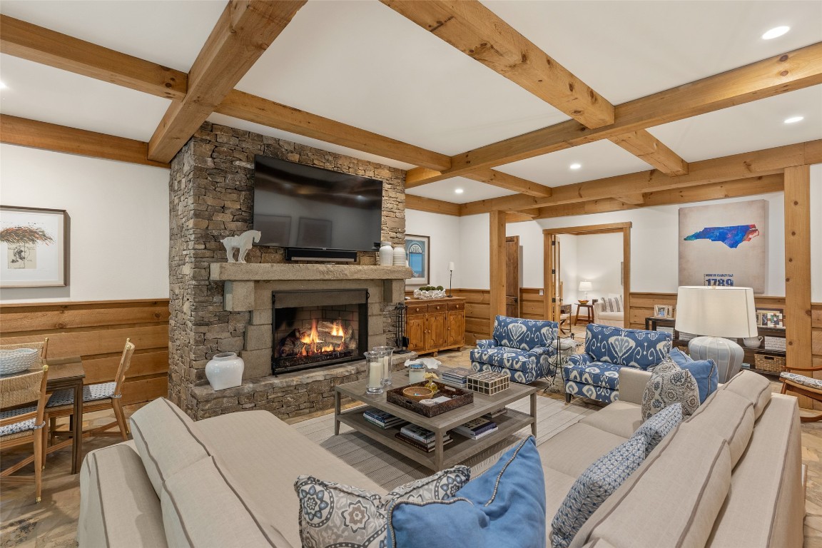 1944 Cullasaja Club Drive