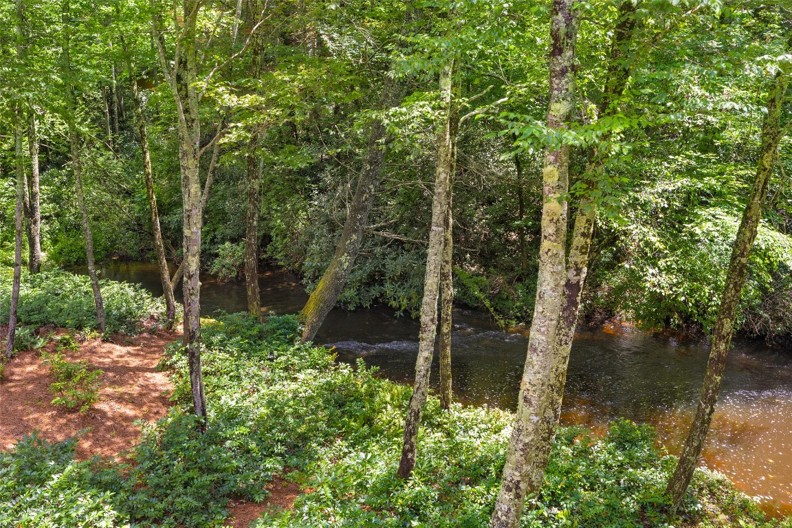 1944 Cullasaja Club Drive