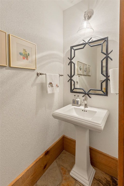 1944 Cullasaja Club Drive