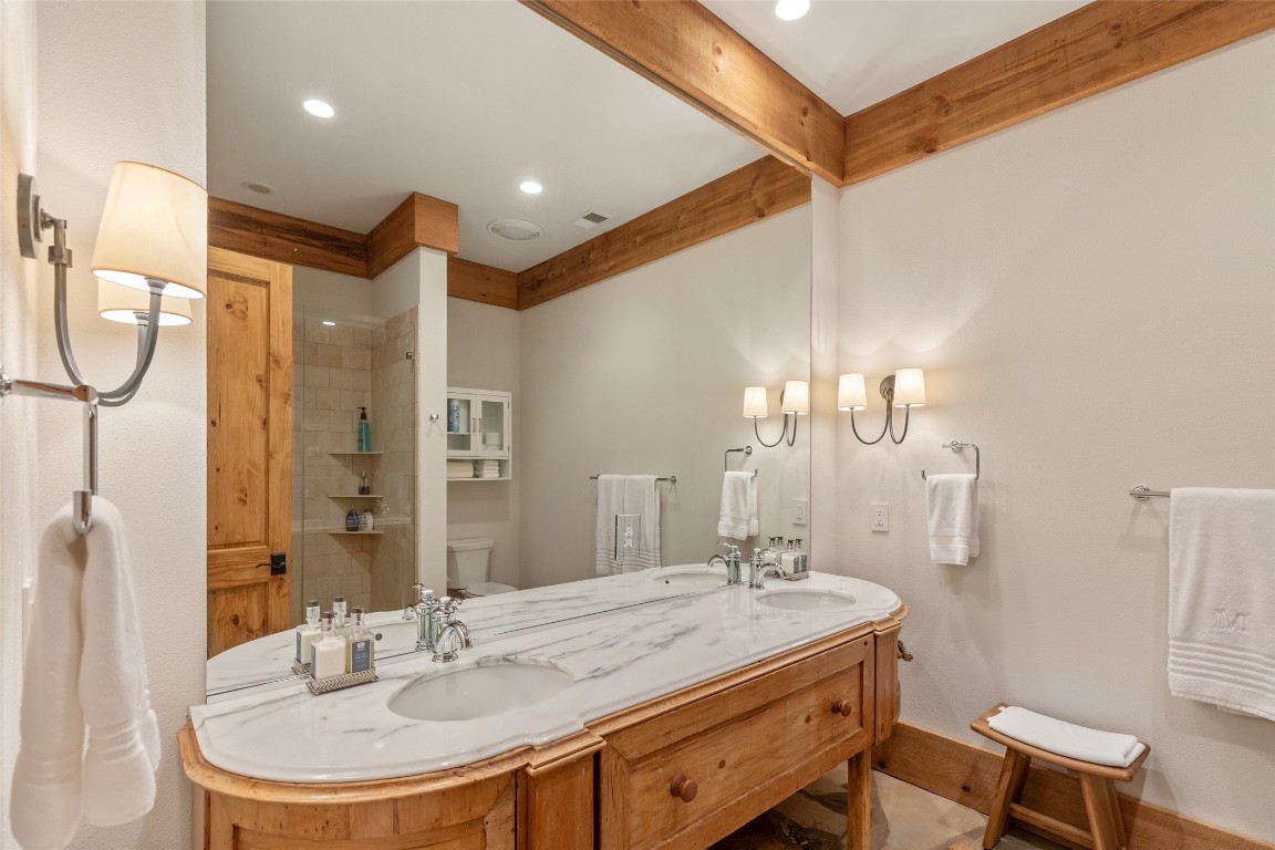 1944 Cullasaja Club Drive