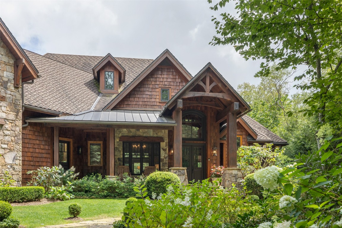 1944 Cullasaja Club Drive