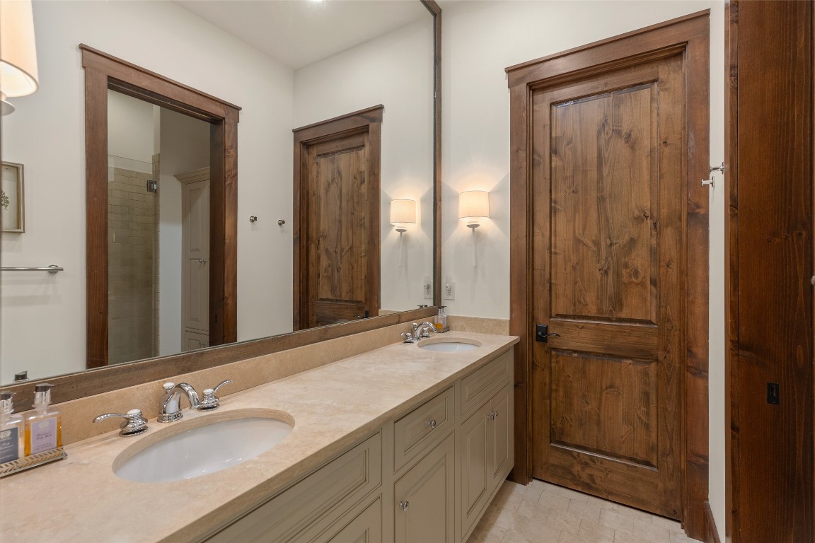 1944 Cullasaja Club Drive