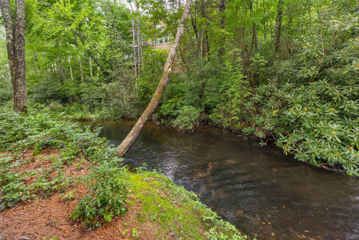 1944 Cullasaja Club Drive