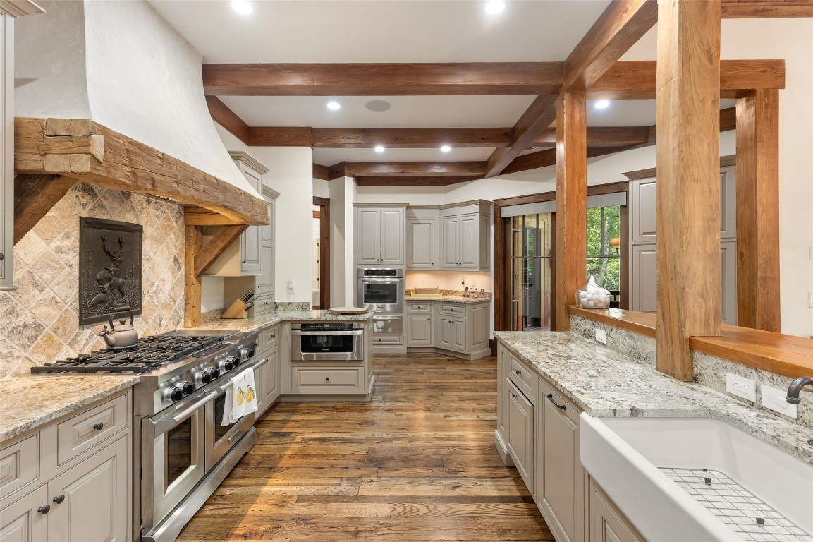 1944 Cullasaja Club Drive