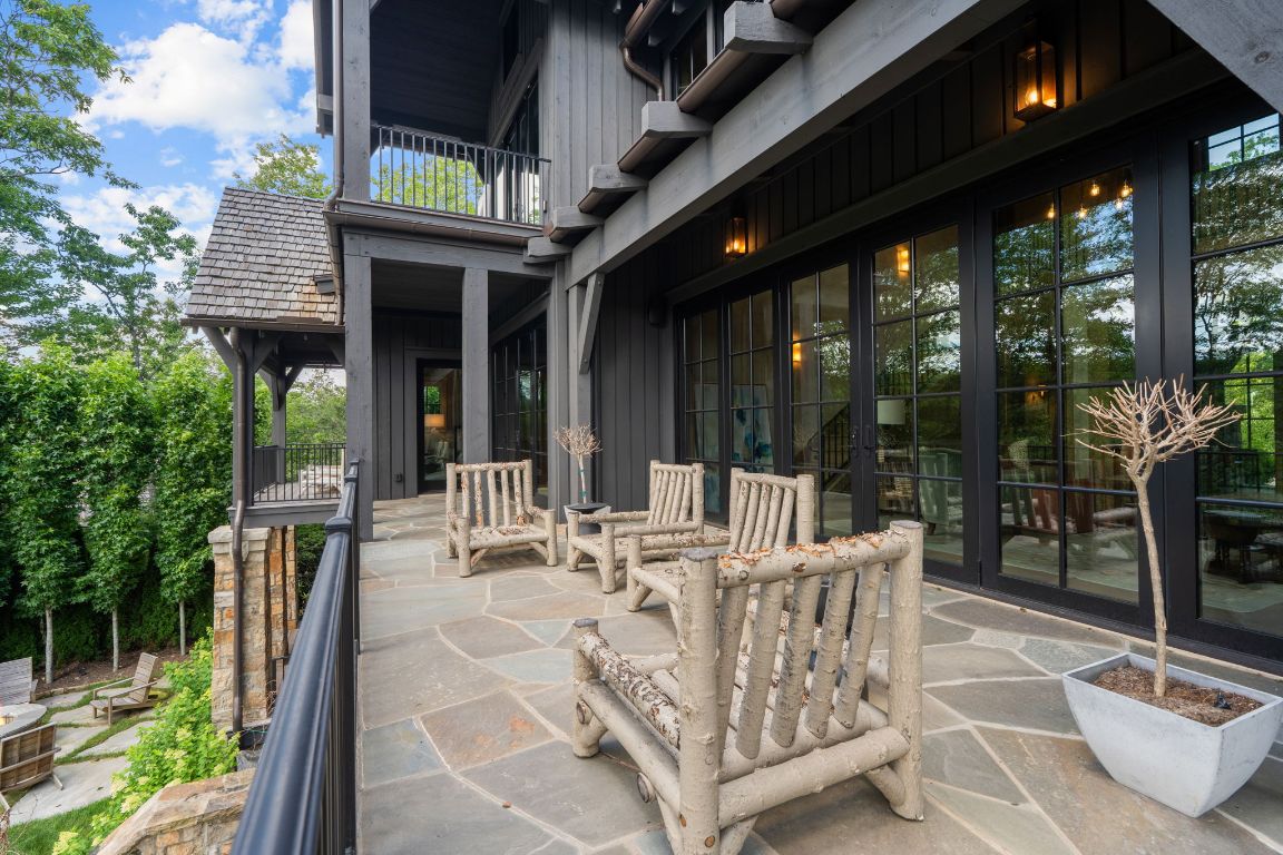 1337 Burl Lane