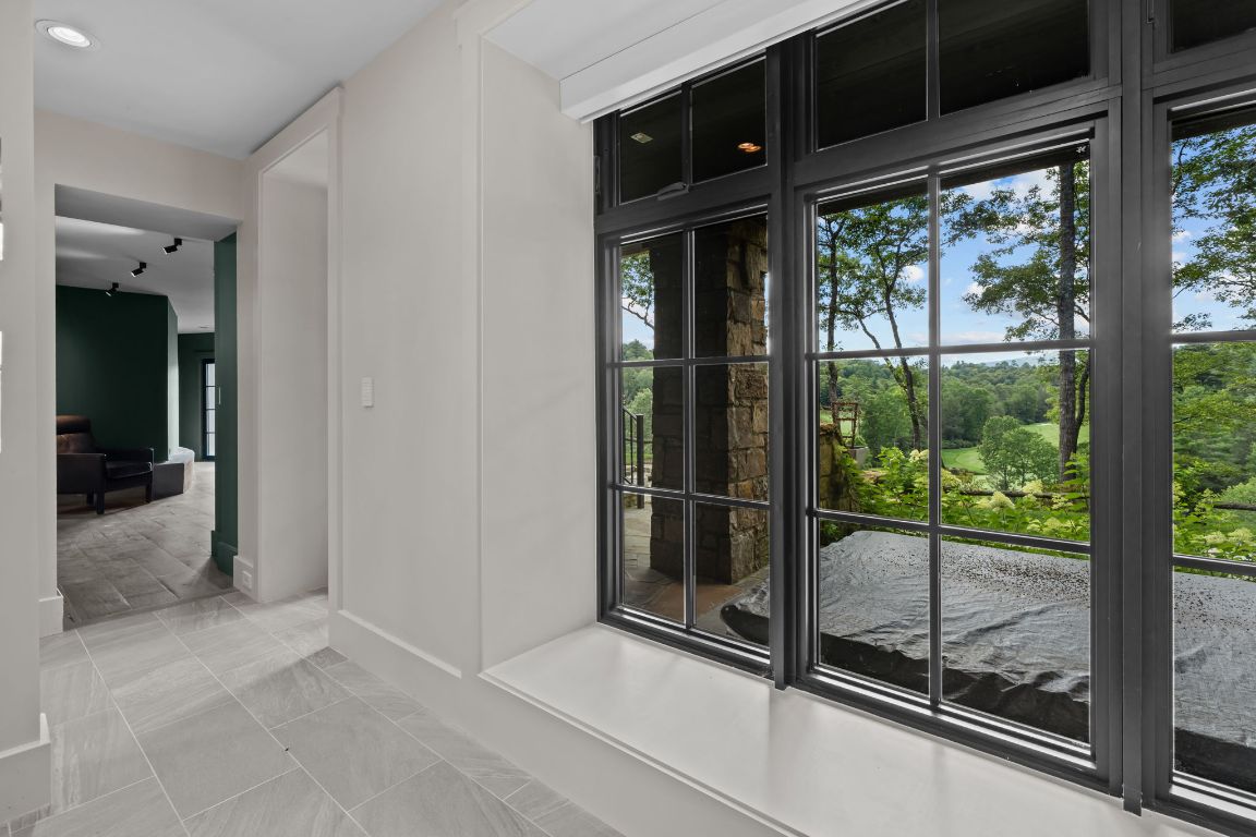 1337 Burl Lane