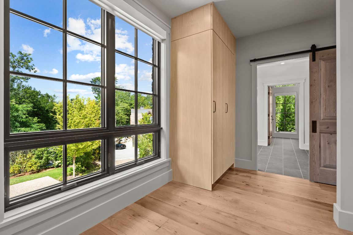 1337 Burl Lane