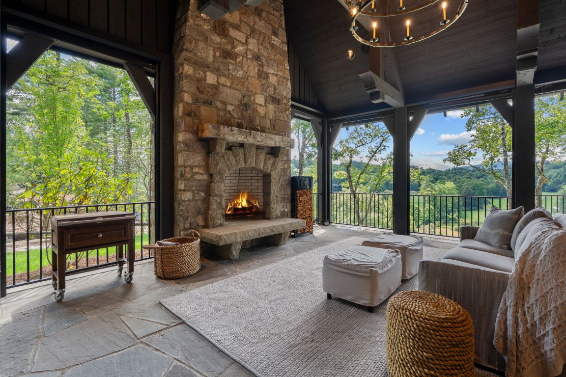 1337 Burl Lane