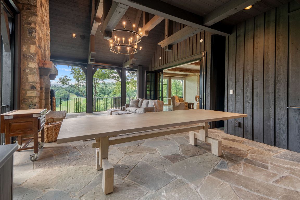 1337 Burl Lane
