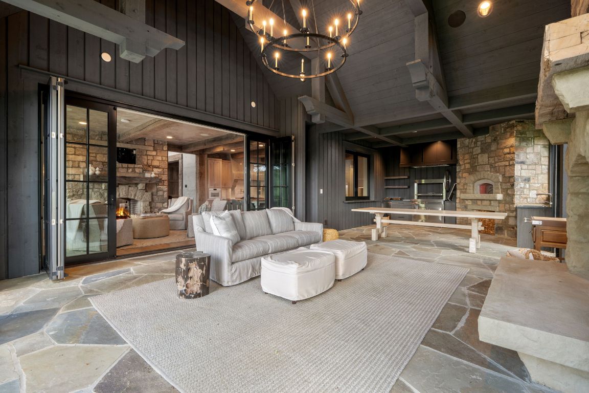 1337 Burl Lane