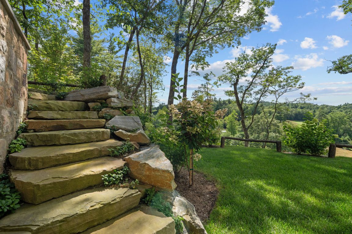 1337 Burl Lane