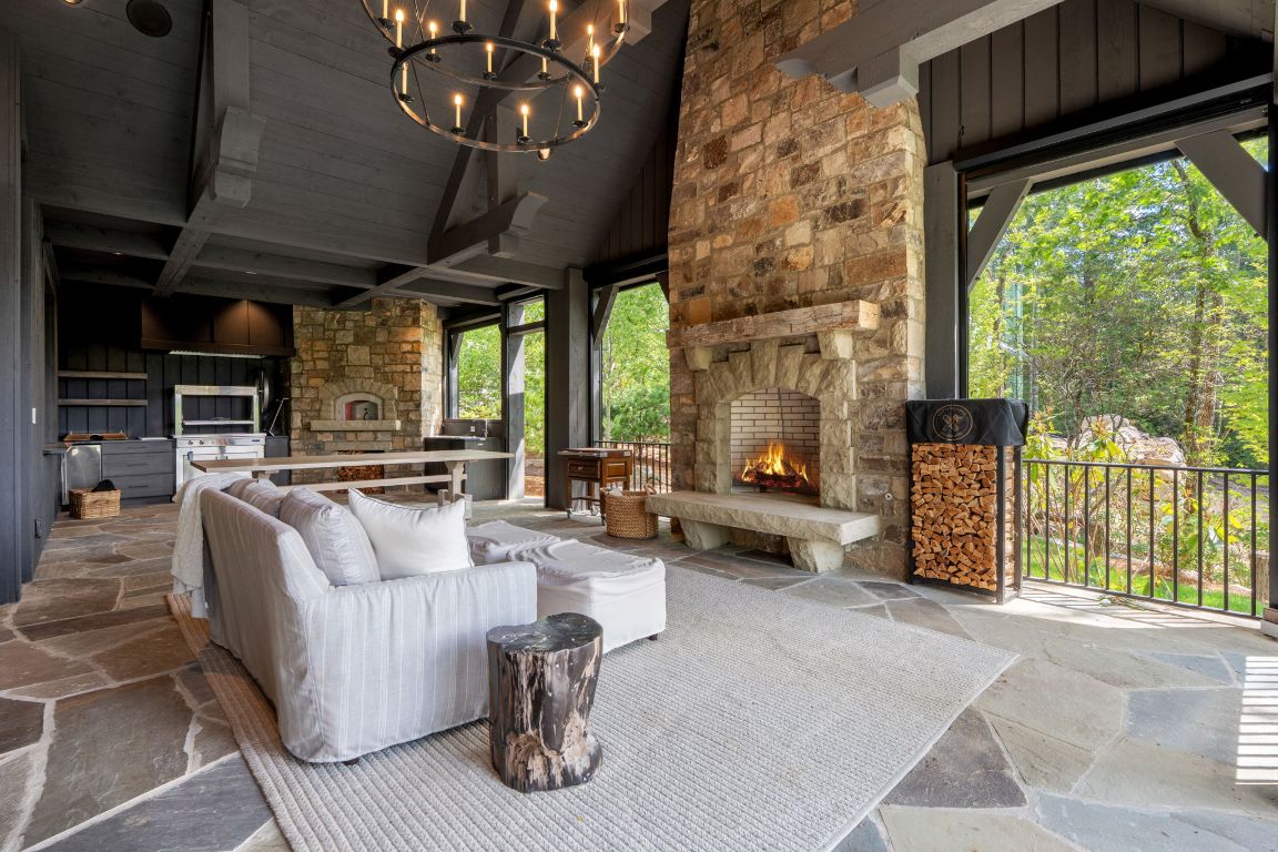 1337 Burl Lane