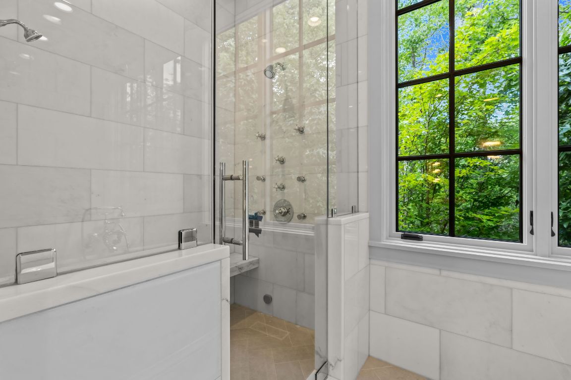 1337 Burl Lane