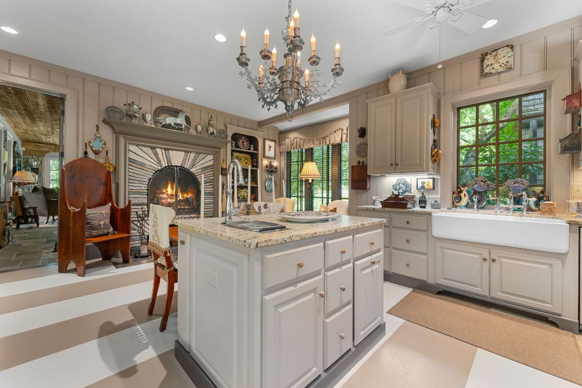 424 Big Bearpen Road