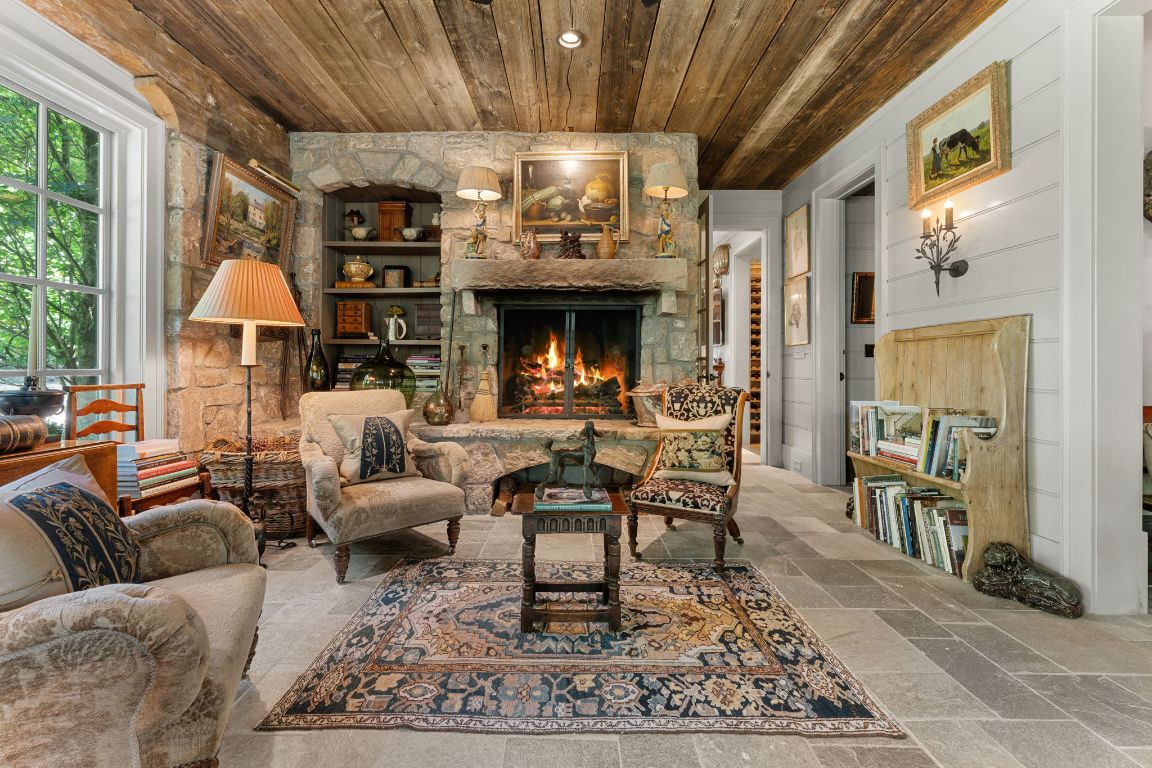 424 Big Bearpen Road