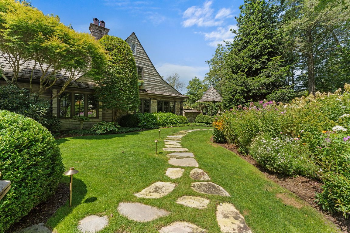 424 Big Bearpen Road