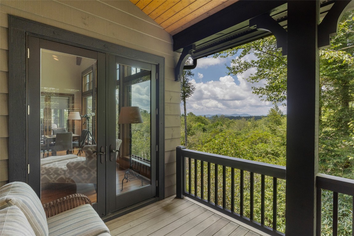 871 Garnet Rock Trail