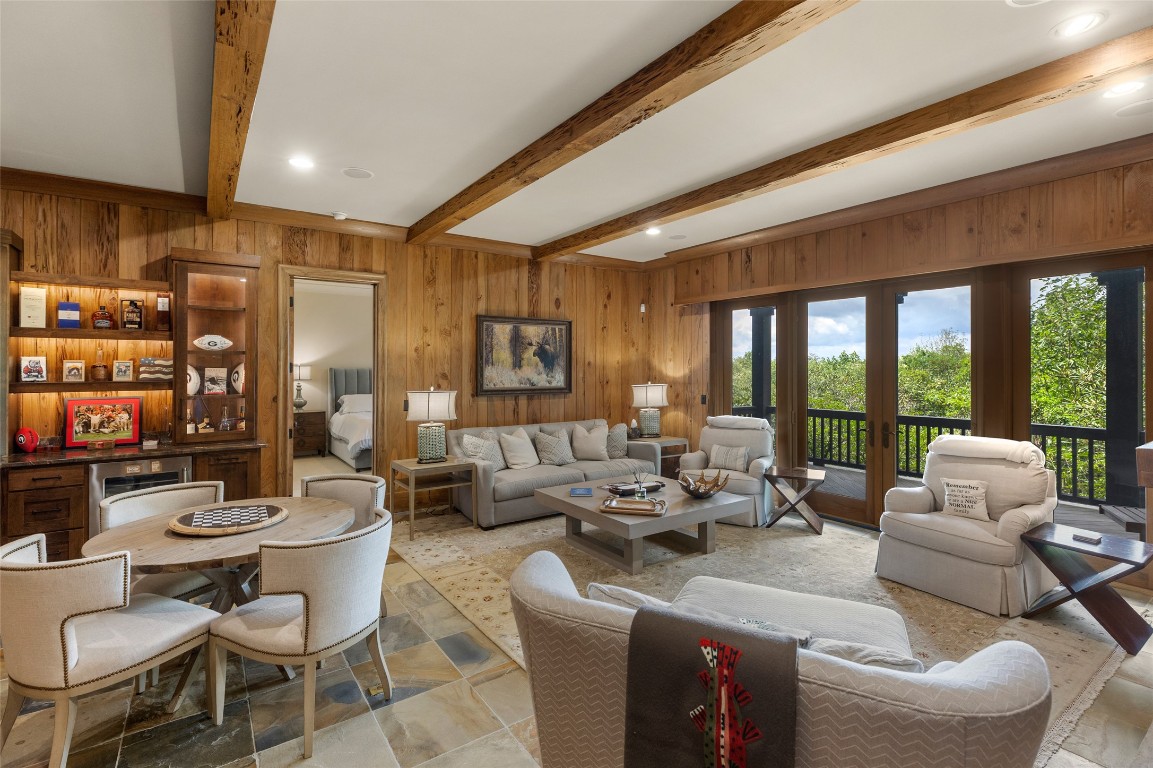 871 Garnet Rock Trail