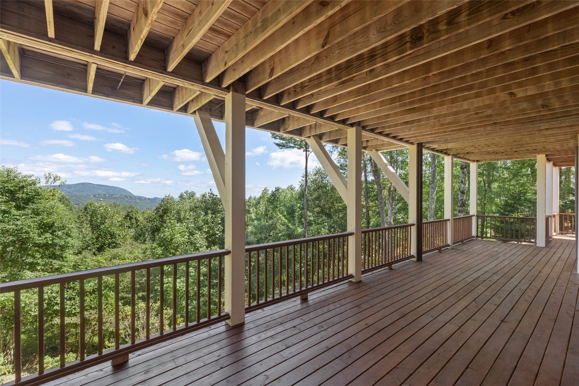 598 Parsons View