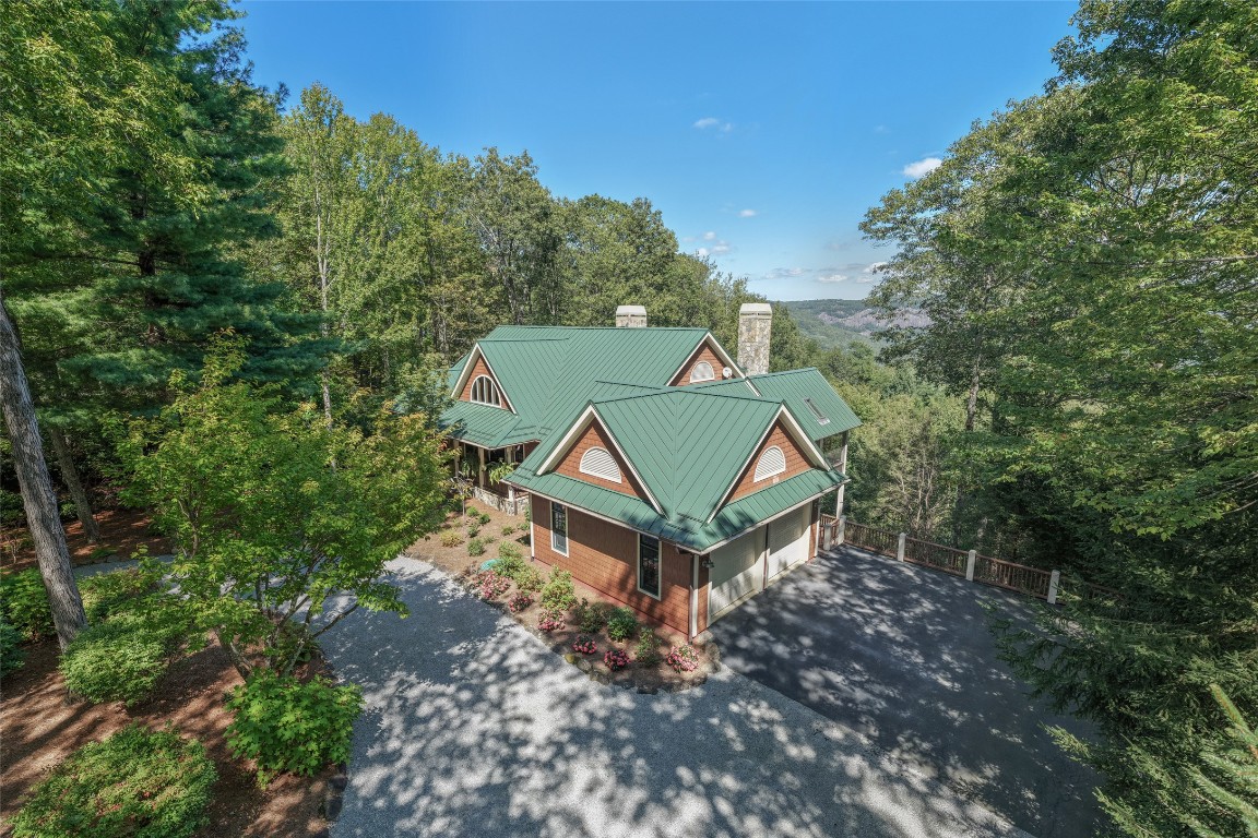 598 Parsons View
