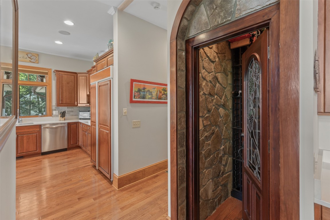 598 Parsons View