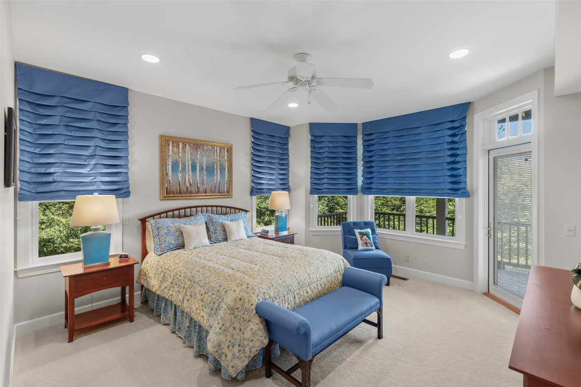 598 Parsons View