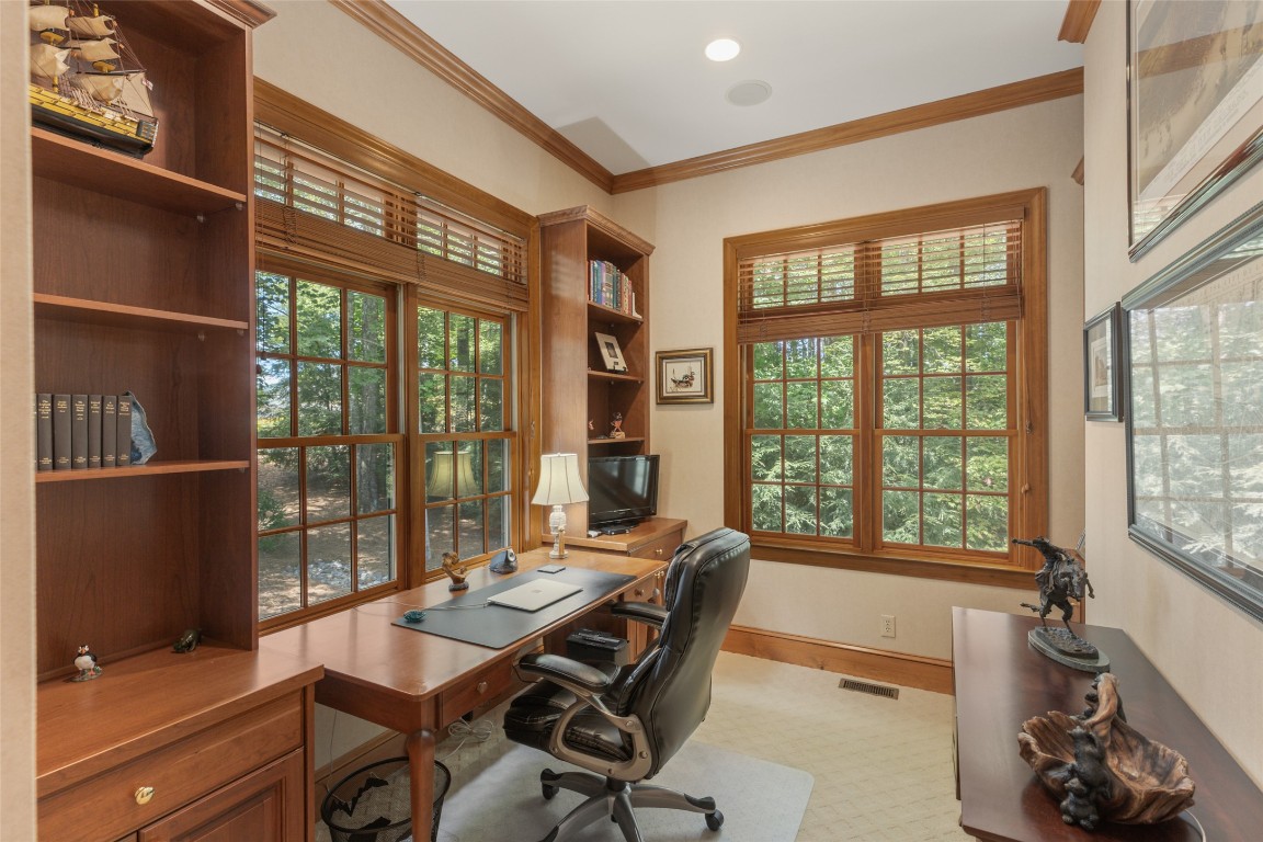 598 Parsons View