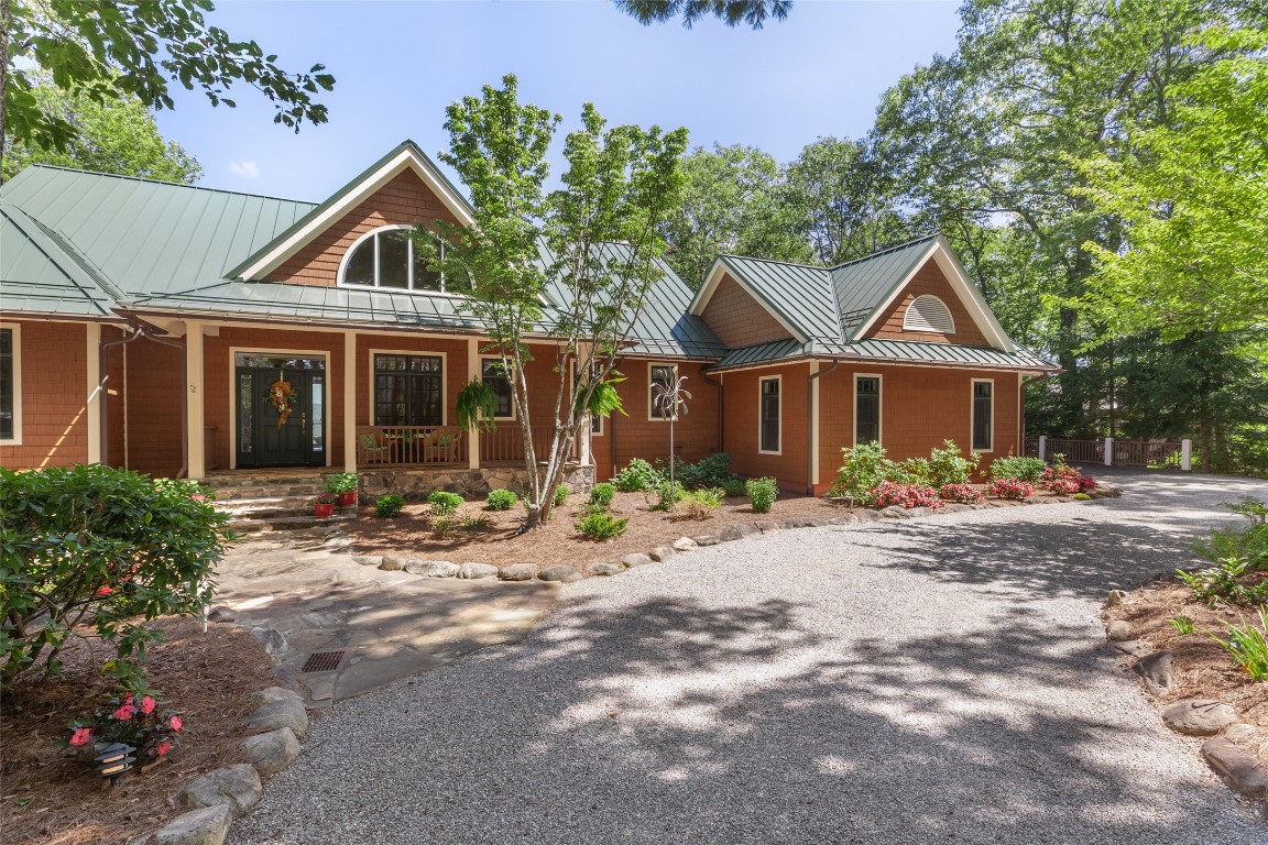 598 Parsons View
