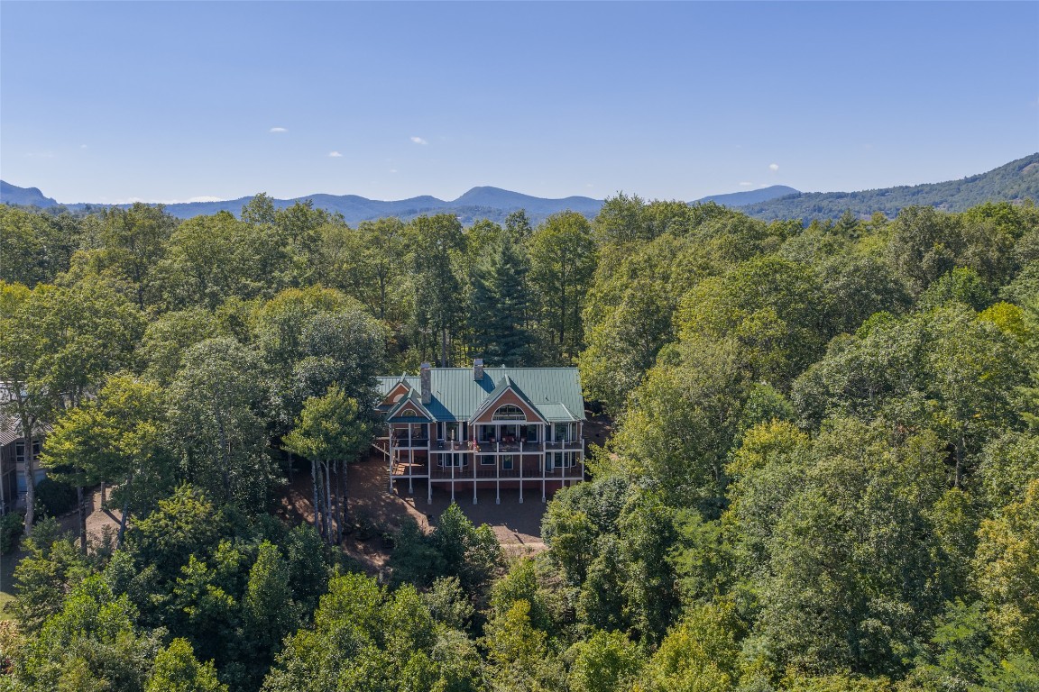 598 Parsons View