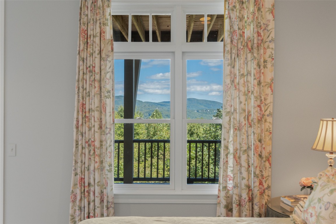 598 Parsons View