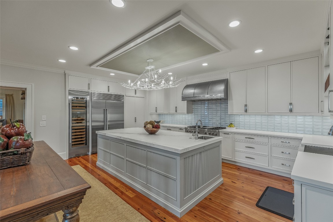 812 Ravenel Ridge Road