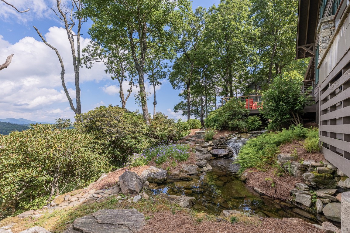 812 Ravenel Ridge Road