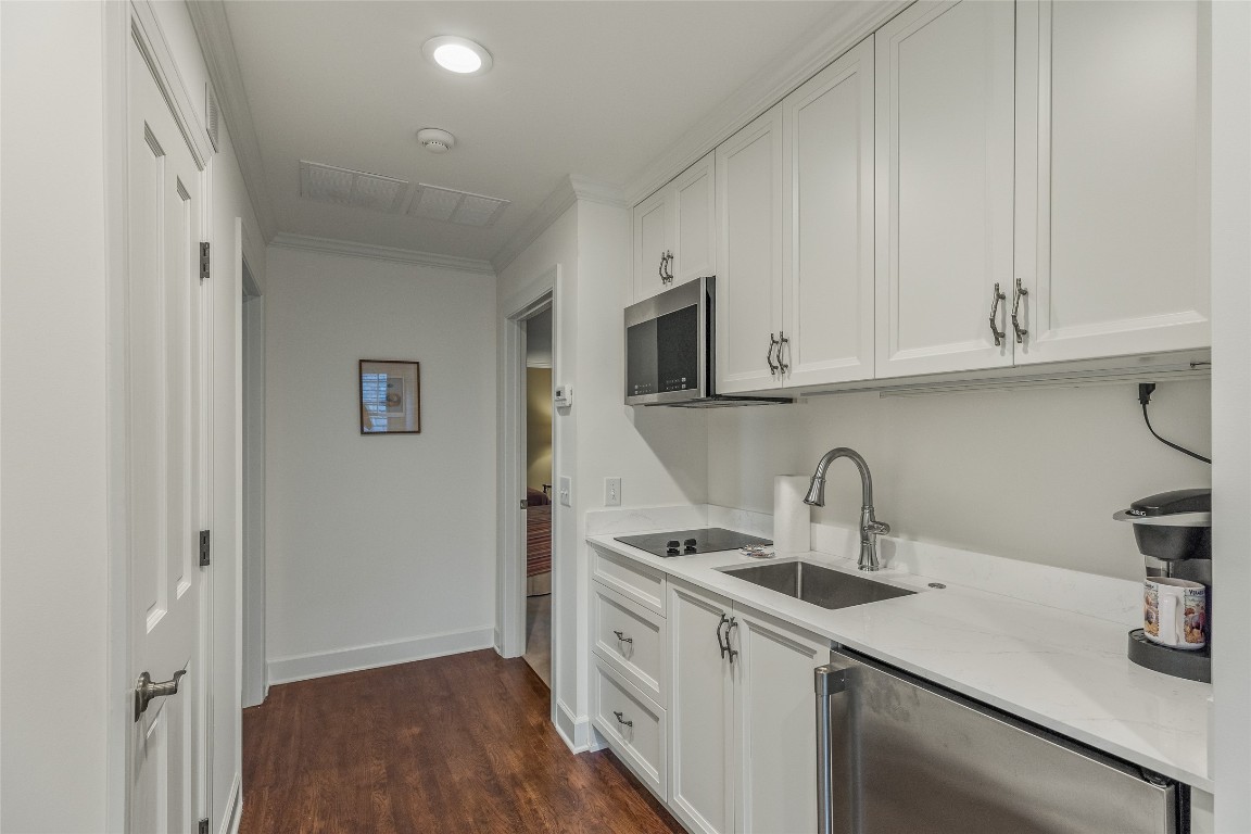 812 Ravenel Ridge Road