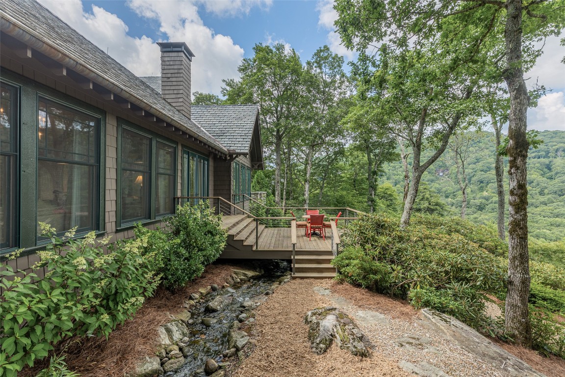 812 Ravenel Ridge Road
