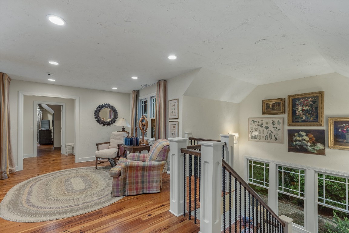 812 Ravenel Ridge Road