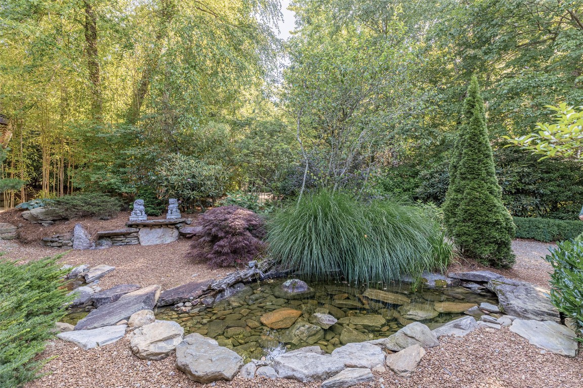 812 Ravenel Ridge Road