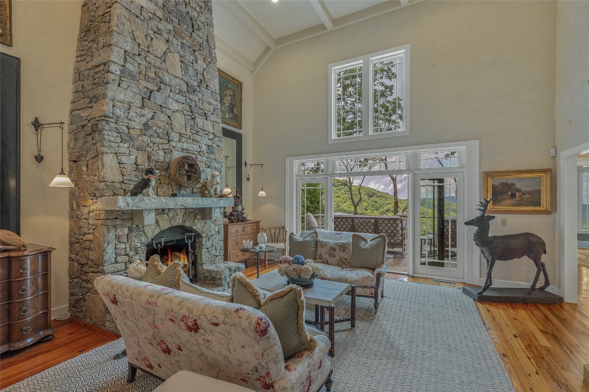 812 Ravenel Ridge Road