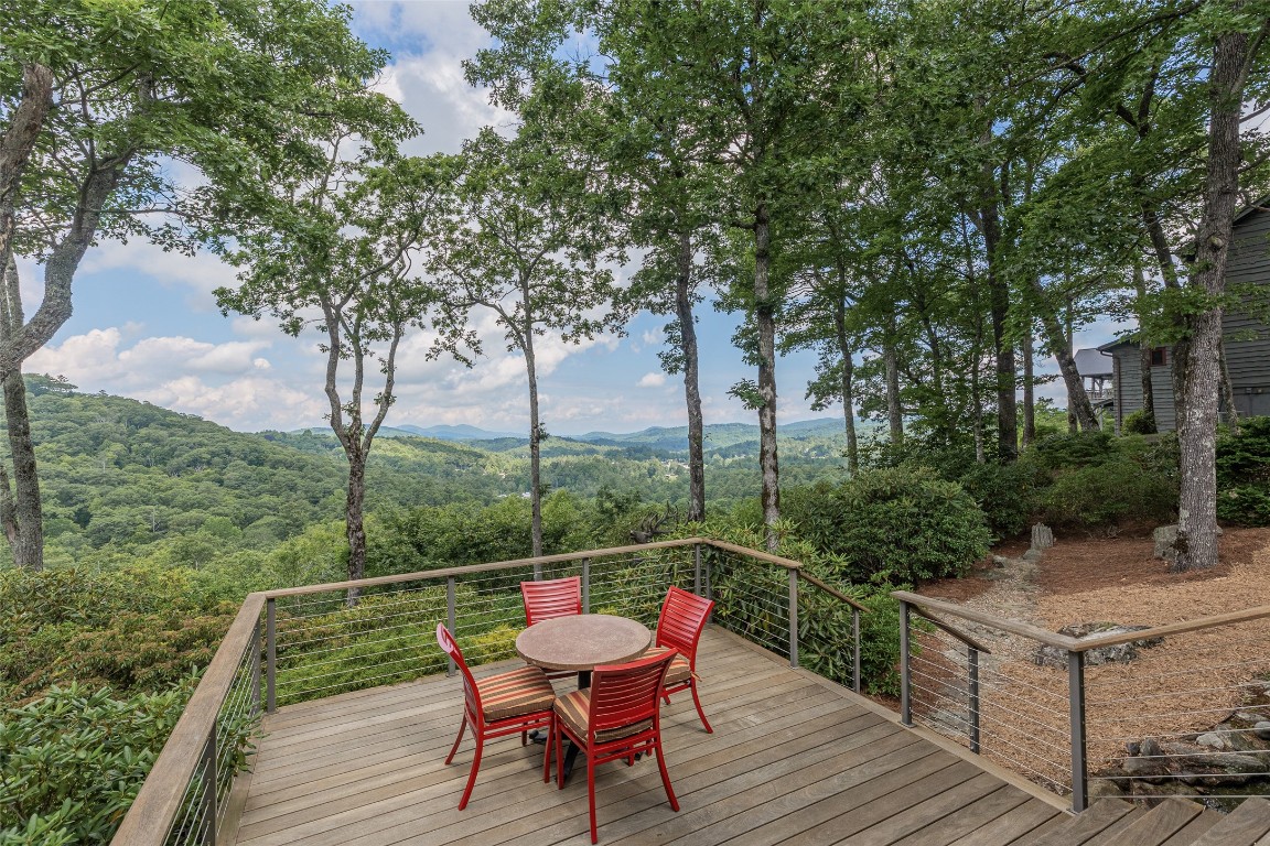 812 Ravenel Ridge Road