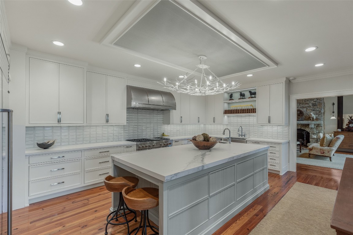 812 Ravenel Ridge Road