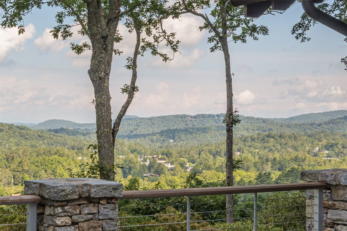 812 Ravenel Ridge Road