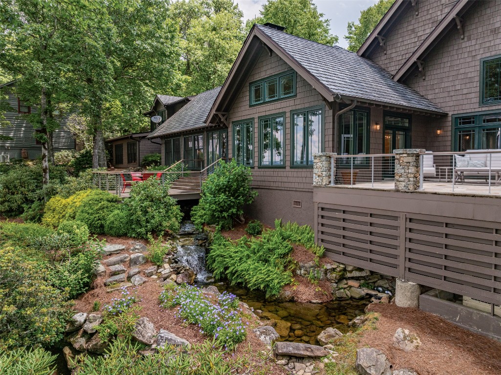 812 Ravenel Ridge Road