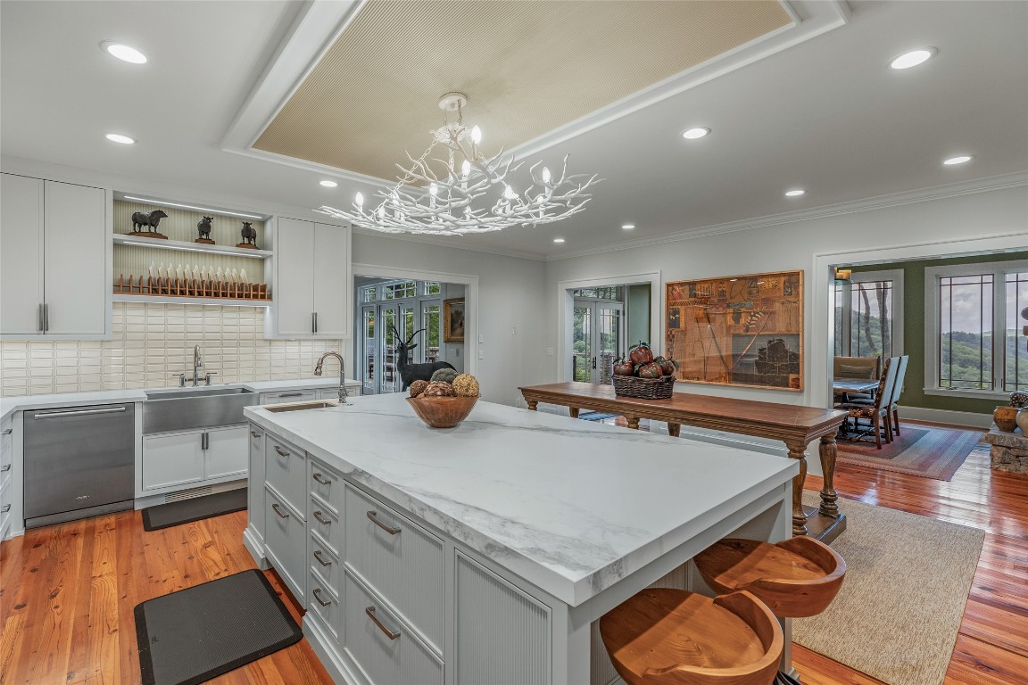 812 Ravenel Ridge Road