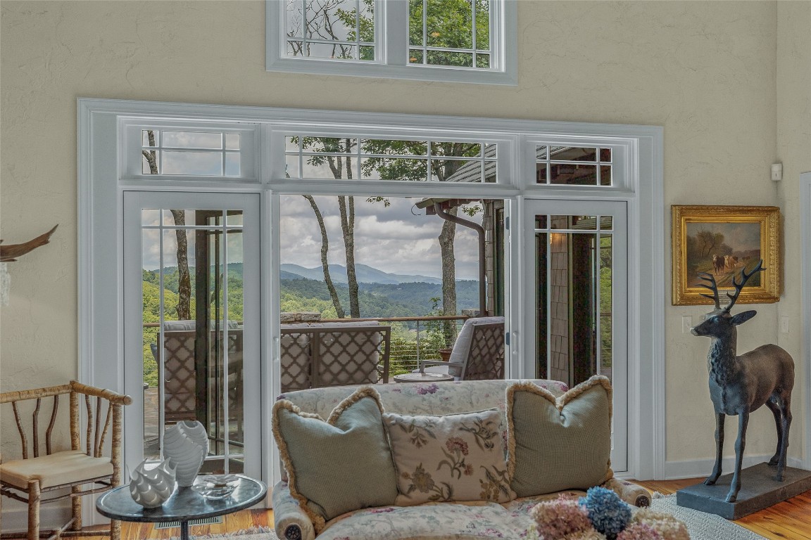 812 Ravenel Ridge Road