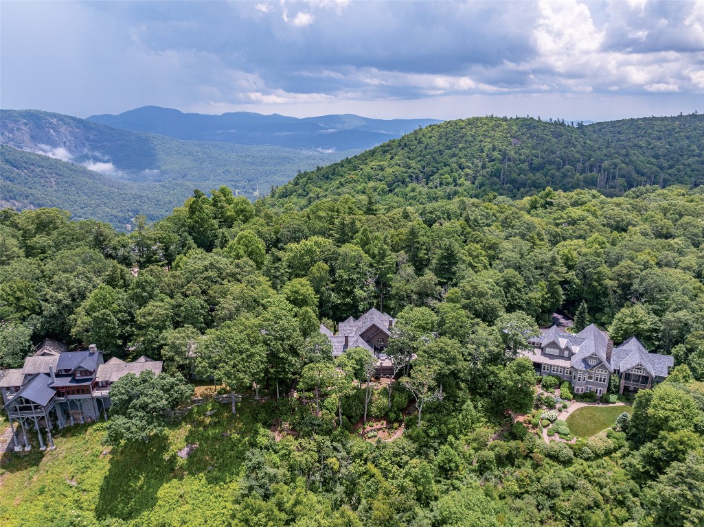 812 Ravenel Ridge Road