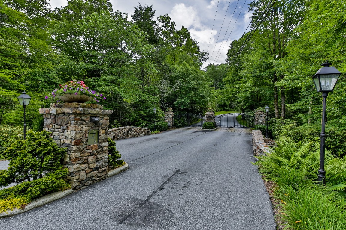 496 Birchwood Drive A-1