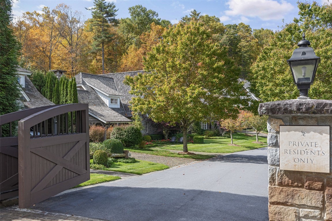 22 Old Edwards Circle